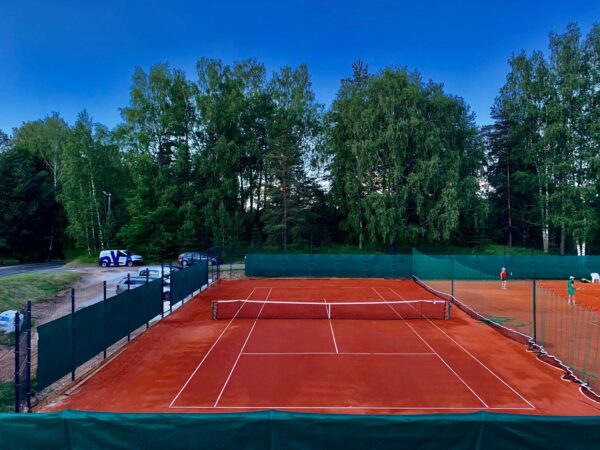 Tenniseväljak 2